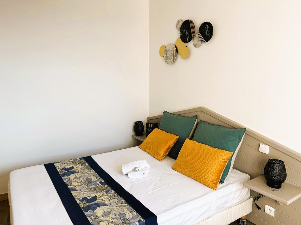 Gabrielle Hotel Aiguines Oda fotoğraf