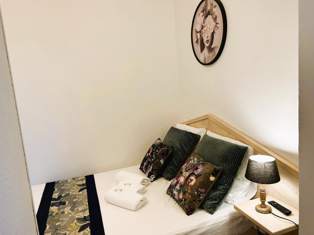Gabrielle Hotel Aiguines Oda fotoğraf