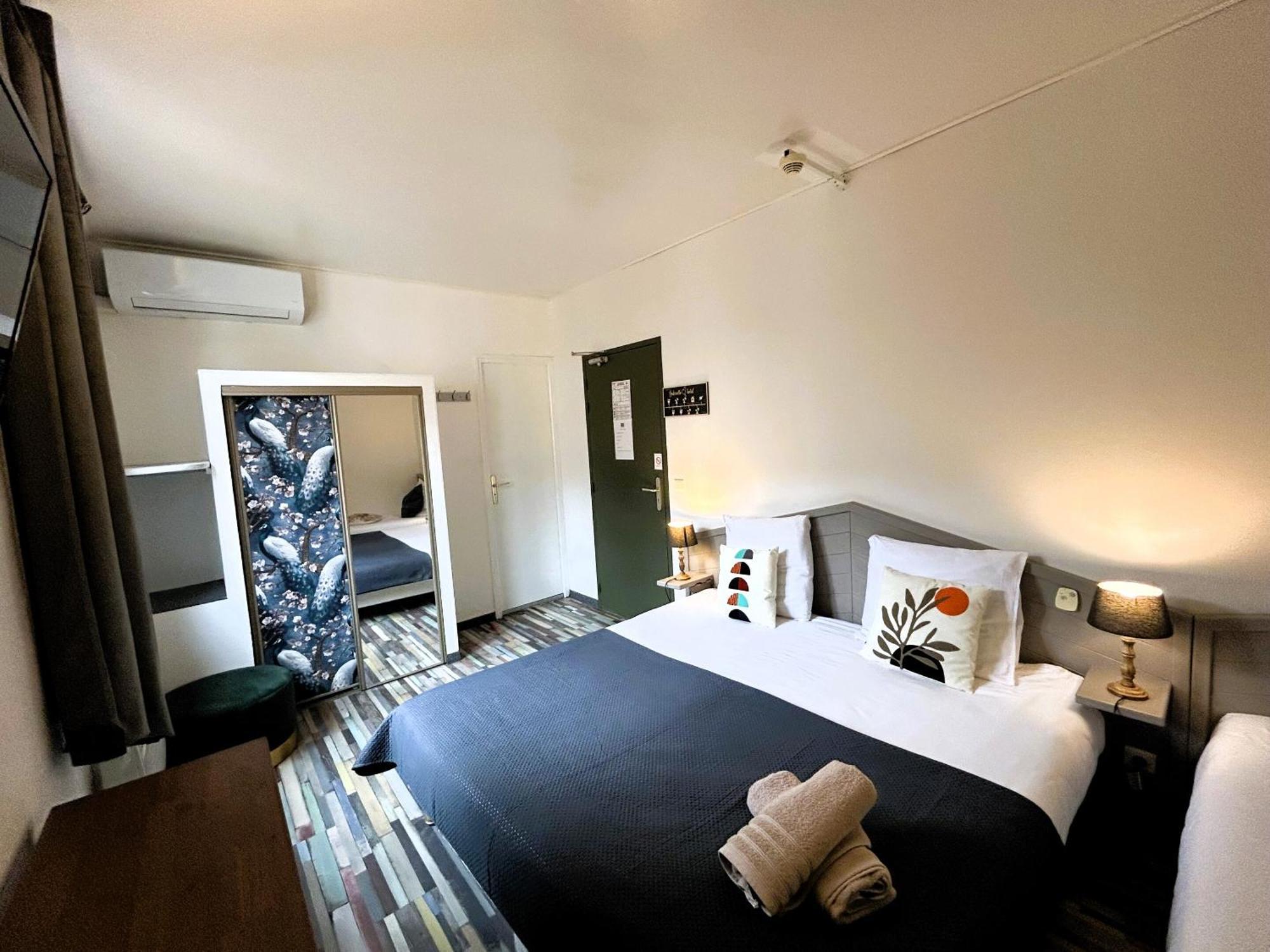 Gabrielle Hotel Aiguines Oda fotoğraf