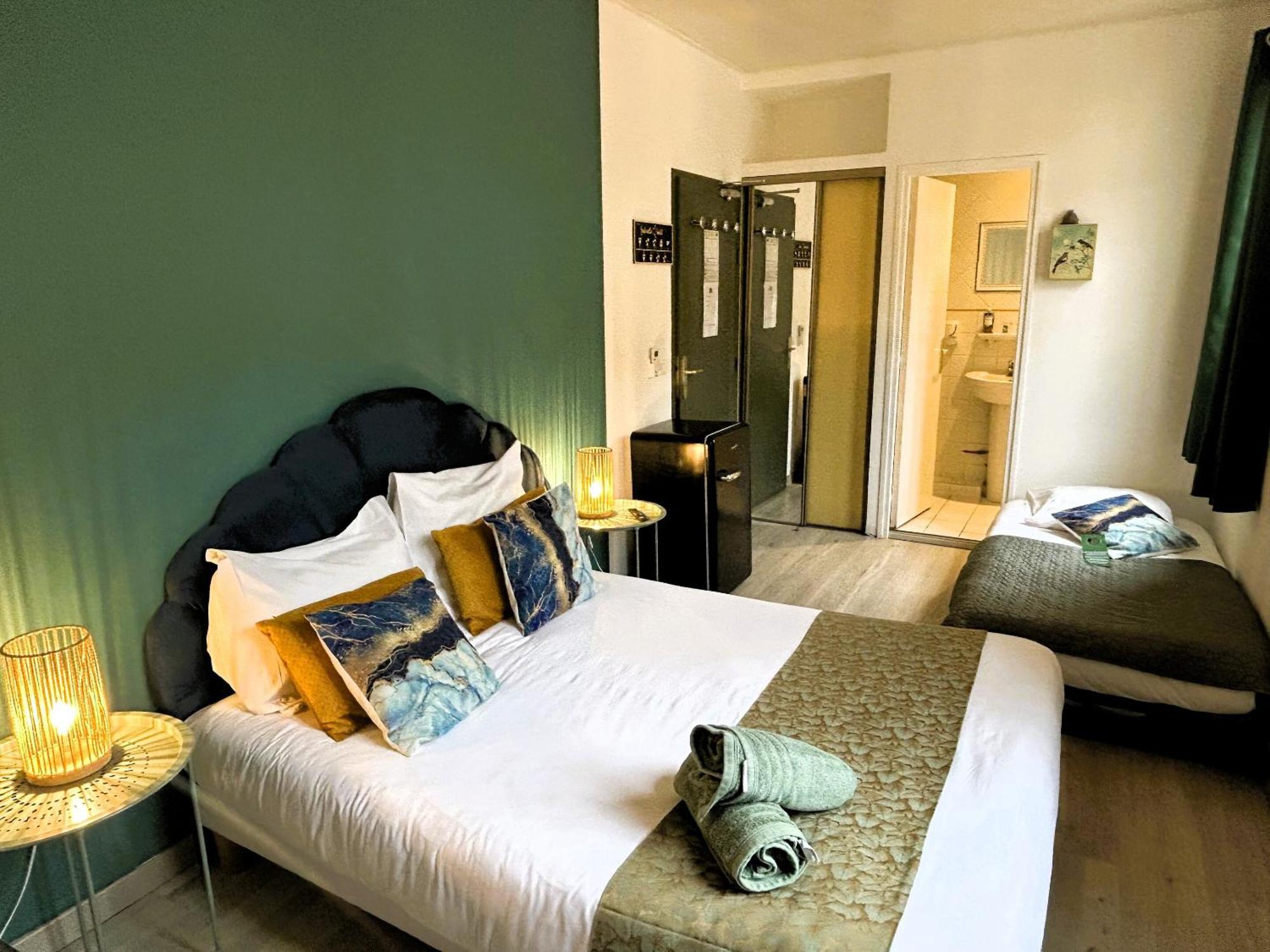 Gabrielle Hotel Aiguines Oda fotoğraf